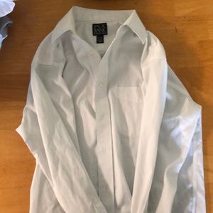 White collard shirt in good condition